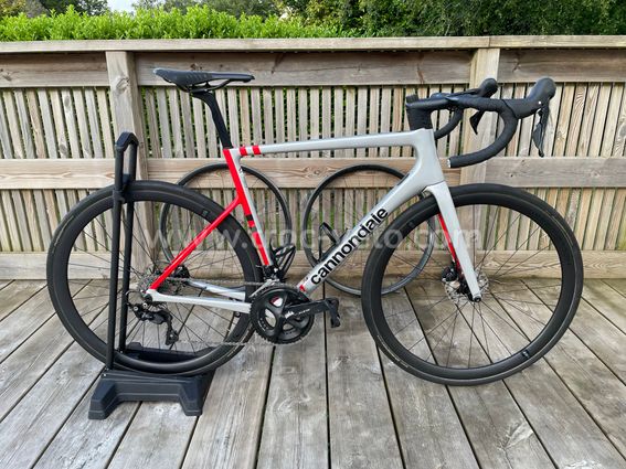 Cannondale SuperSix EVO + 2 paires de roues carbone