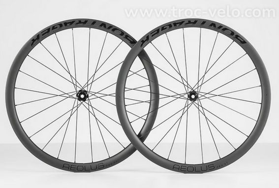 Bontrager Aeolus Pro 37 Disc TLR