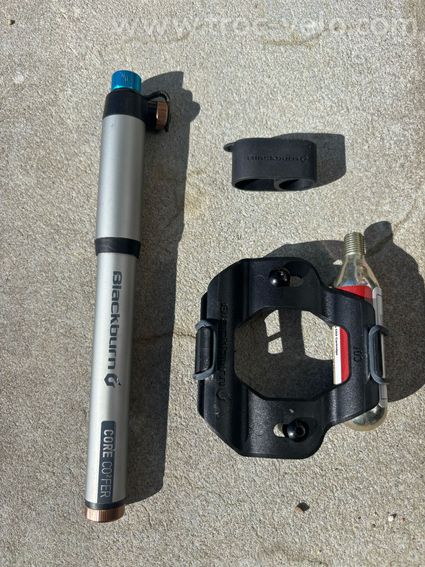 Pompe à vélo + support + cartouche de gaz - 2