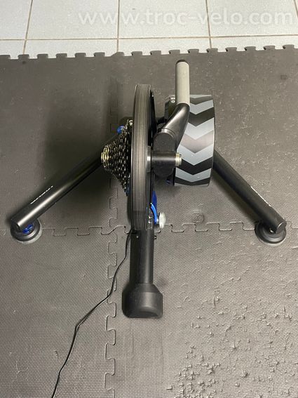 Wahoo KICKR V4