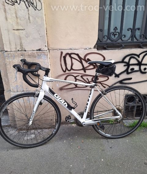 Giant Defy - 3