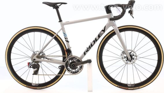Produit Reconditionne Ridley Helium Slx Disc Axs 12v Gris Velo De Route Tres Bon Etat