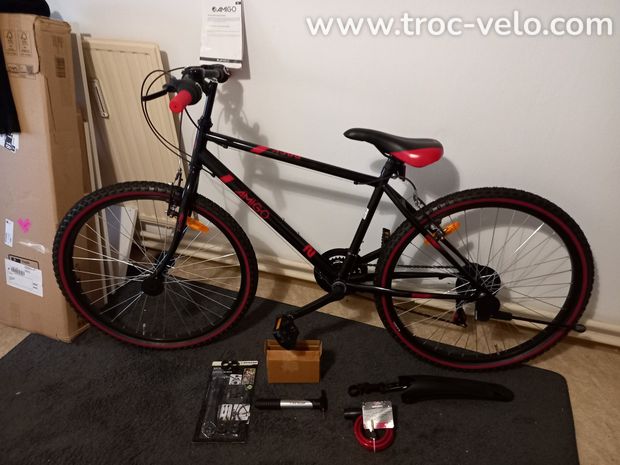 VTT AMIGO ROCK 26 INCH 42 CM 18 V V-BRAKES NOIRE/ROUGE - 1