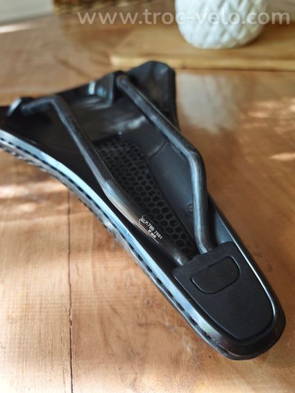 Selle fizik Vento Argo adaptative R1 140 - 2