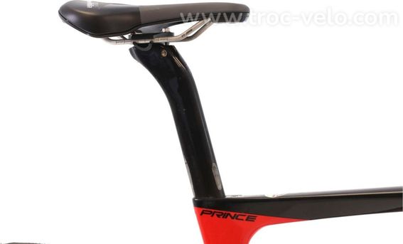 Produit Reconditionne    Pinarello Prince Disk Di2 12v    Rouge   Velo De Route   Tres Bon Etat - 8