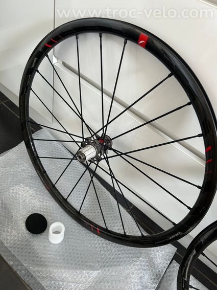 Fulcrum racing zero carbone disques Tubeless-pneus Neuves - 2