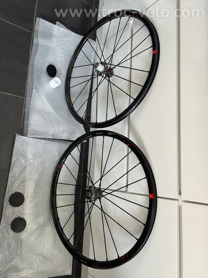 Fulcrum racing zero carbone disques Tubeless-pneus Neuves - 6