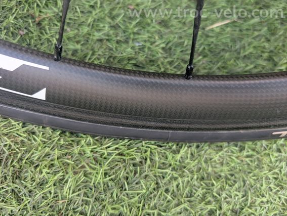 Paire de roues carbone artisanales FLASH WHEELS à boyaux – Patins / QR - 4