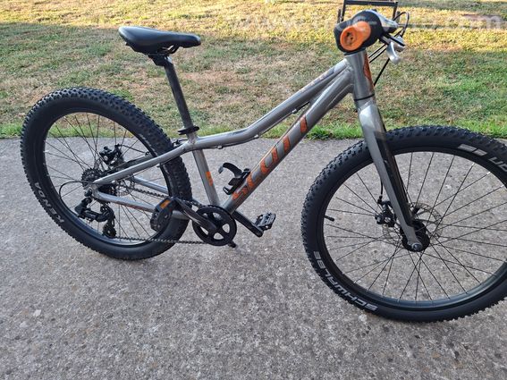VTT SCOTT ROXTER 24"- smoked raw alloy / black - 2
