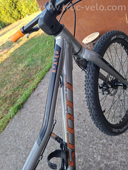 VTT SCOTT ROXTER 24"- smoked raw alloy / black - 5