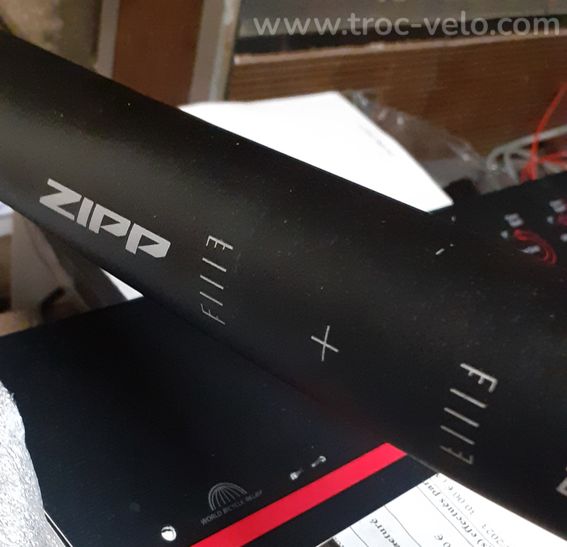 Cintre ZIPP velo route - 2