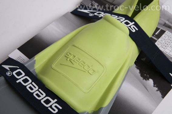 Paire De Palmes Speedo Long Blade Fin Multicolore T 36 37   Produit Reconditionne - 3