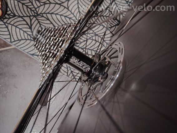 Paire de roues carbones à boyaux evoride - 3