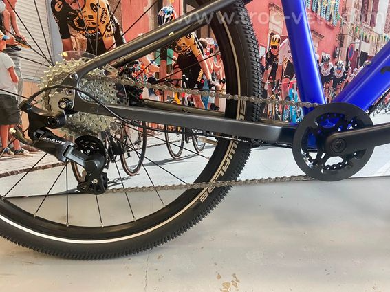 Neuf ! VTT enfant Woom Explore 5 Magnetic Blue  - 2