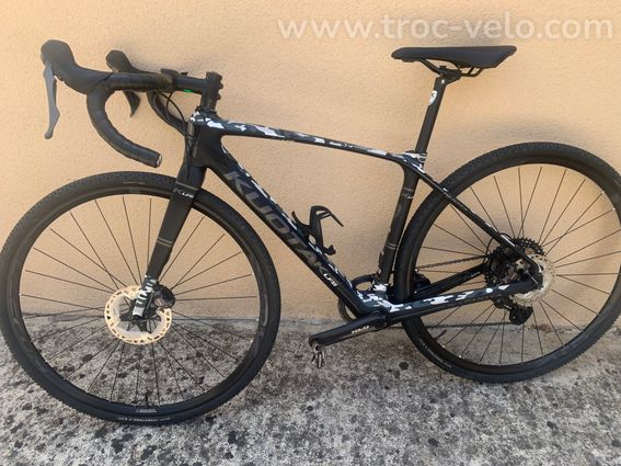 Vélo gravel carbone. - 2