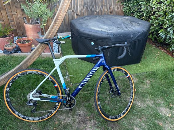 Canyon Inflite CF SL 6 Team Replica Alpecin-Fenix – Shimano Di2 – Taille M