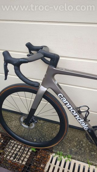 À VENDRE – CANNONDALE SUPERSIX EVO 2 CARBONE – TAILLE 56 – ULTEGRA DI2 12V - 10