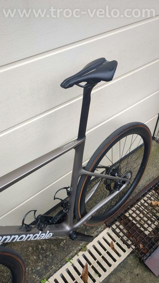 À VENDRE – CANNONDALE SUPERSIX EVO 2 CARBONE – TAILLE 56 – ULTEGRA DI2 12V - 14