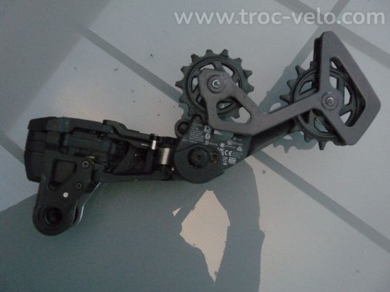Dérailleur XPLR force 13v