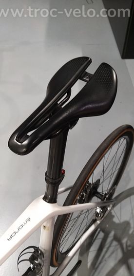 Trek Émonda SLR 800 (2022) - SRAM Red AXS - Taille 56 - 8