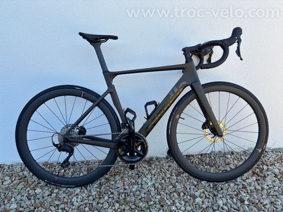 Vélo Cervelo Soloist noir cuivré - 2