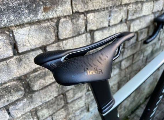 AEROAD CF SLX8 - 11
