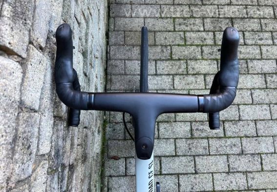 AEROAD CF SLX8 - 12