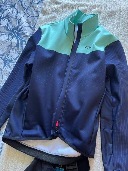 Tenue Ekoi corsaire et veste en taille S - 4