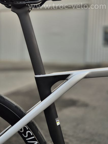 Vélo de route Lapierre Xelius DRS SE  - 9