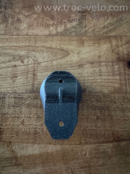 Support Garmin Varia pour tige de selle Specialized - 3