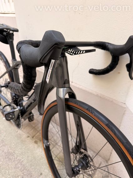 Canyon Endurace CF SLX 8 AXS Aero – SRAM Force AXS – DT Swiss carbone – 3XS - 2