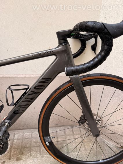 Canyon Endurace CF SLX 8 AXS Aero – SRAM Force AXS – DT Swiss carbone – 3XS - 3