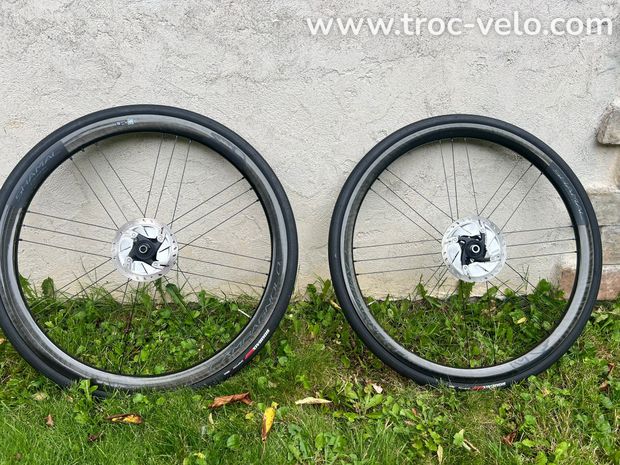 Roues carbone Campagnolo Shamal - 3