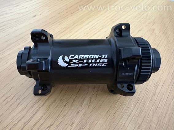 Moyeu avant Carbon-Ti X-Hub SP Centerlock neuf