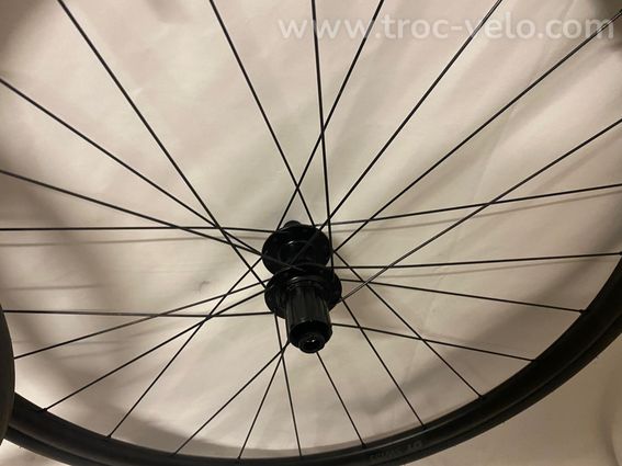 Paire de roues dt swiss r470 hg - 5
