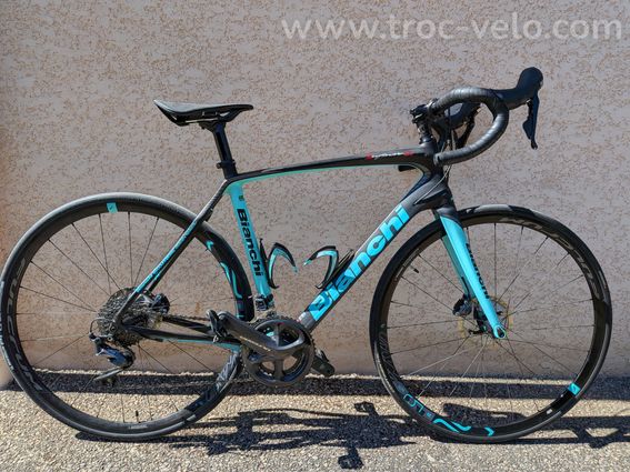 Vélo de route Bianchi Infinito CV Disc 2018 — Taille 55 — Shimano Ultegra
