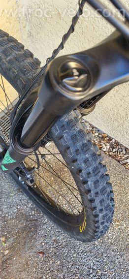 Fourche rock shox lirik rct3 180mm 27.5 boost - 6