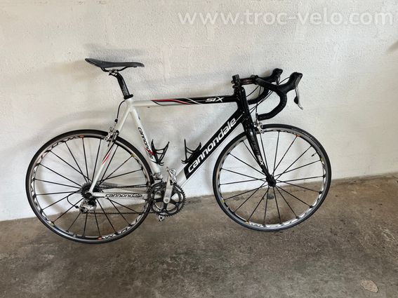 Vends vélo de course cannondale systemsix , taille L