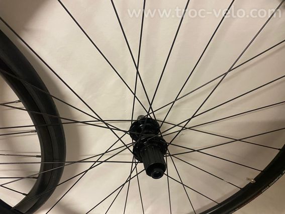 Paire de roues dt swiss r470 hg - 5