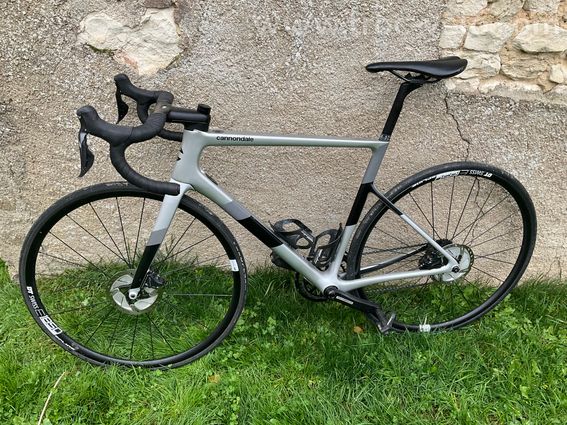 Vélo Cannondale gris taille 54 - 5
