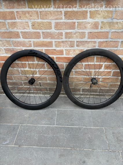 Paire de roues carbone Veltec 60 mm Disc – Excellent état – 800 € - 3