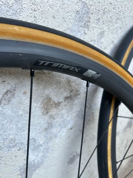 Paire de roue Vision Trimax25KB  - 2