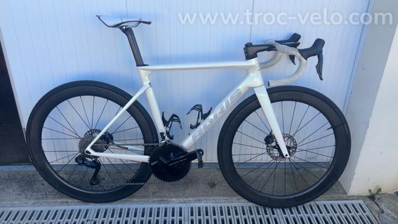 Adris Carbon - Dura-Ace Di2 12V - 2