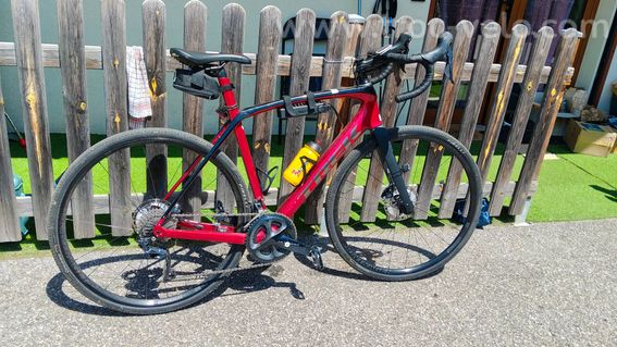 Trek Domane SL 6 AXS Gen 3 - 3