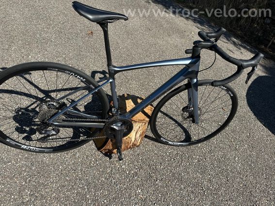 Velo de route giant carbone - 8