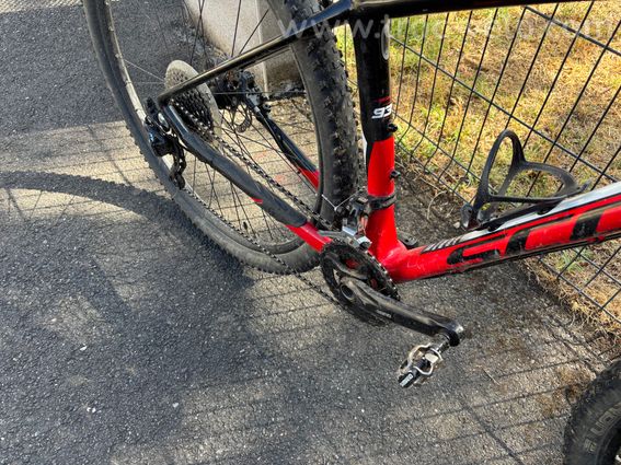VTT semi suspendu Schott 29 pouces taille M - 9
