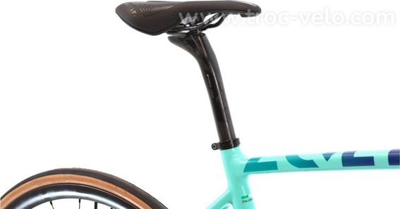 Produit Reconditionne    Bianchi Zolder Pro Di2 12v    Bleu   Velo De Route   Tres Bon Etat - 8