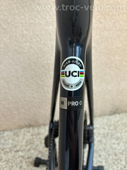 Giant TCR Advanced Pro 0 Di2 2023 – Taille M – Ultegra Di2 - 12