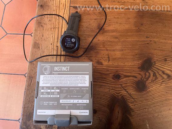 Montre Garmin instinct - 2