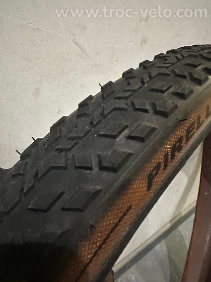 3 Pneus Gravel Pirelli Cinturato M - 2